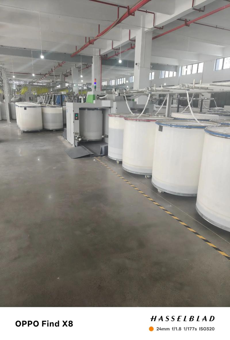 走进纺织工厂,解密每一寸面料的诞生过程!???? 严谨的工艺